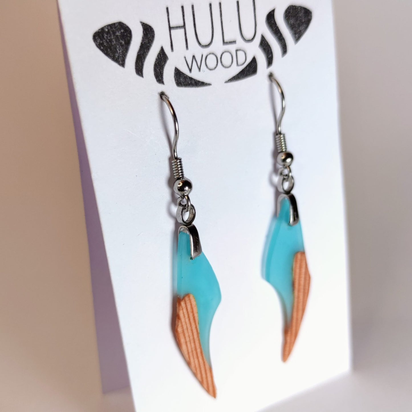 C5S Pendientes HuluWood Colours expositor oblicuo