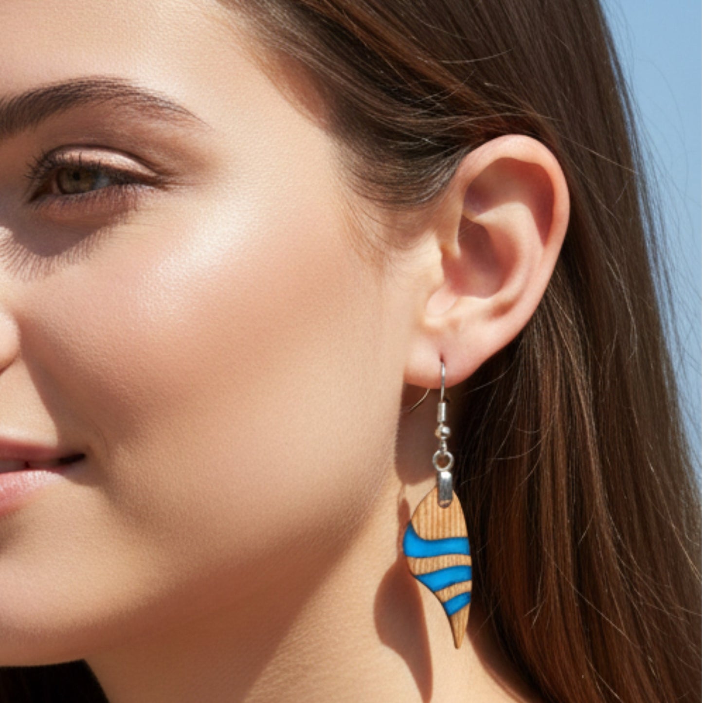 Modelo detalle A1 pendientes HuluWood cedro azul marino mate