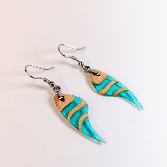 A3 Pendientes HuluWood fondo blanco