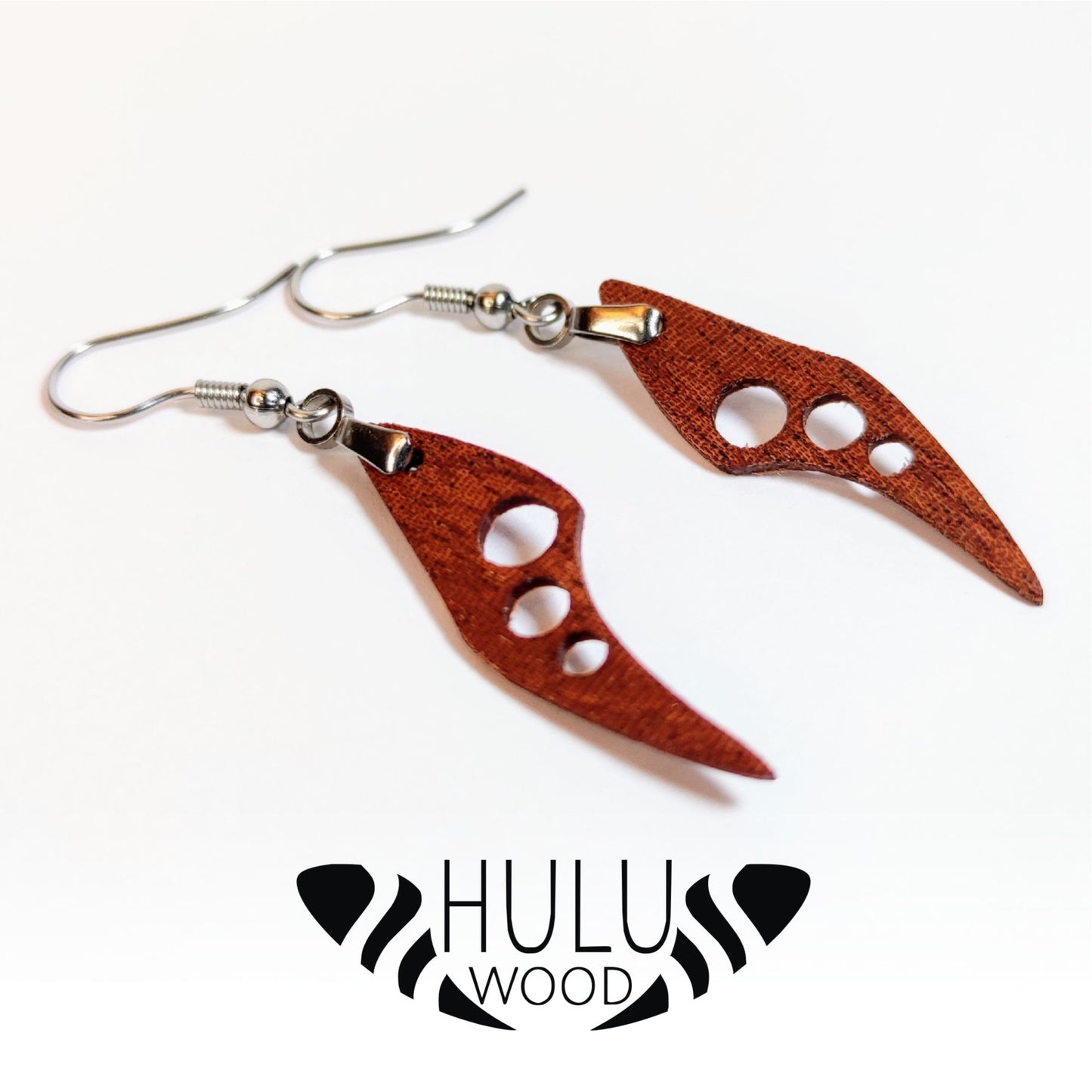 B5 Pendientes HuluWood OnlyWood caoba fondo blanco principal logotipo