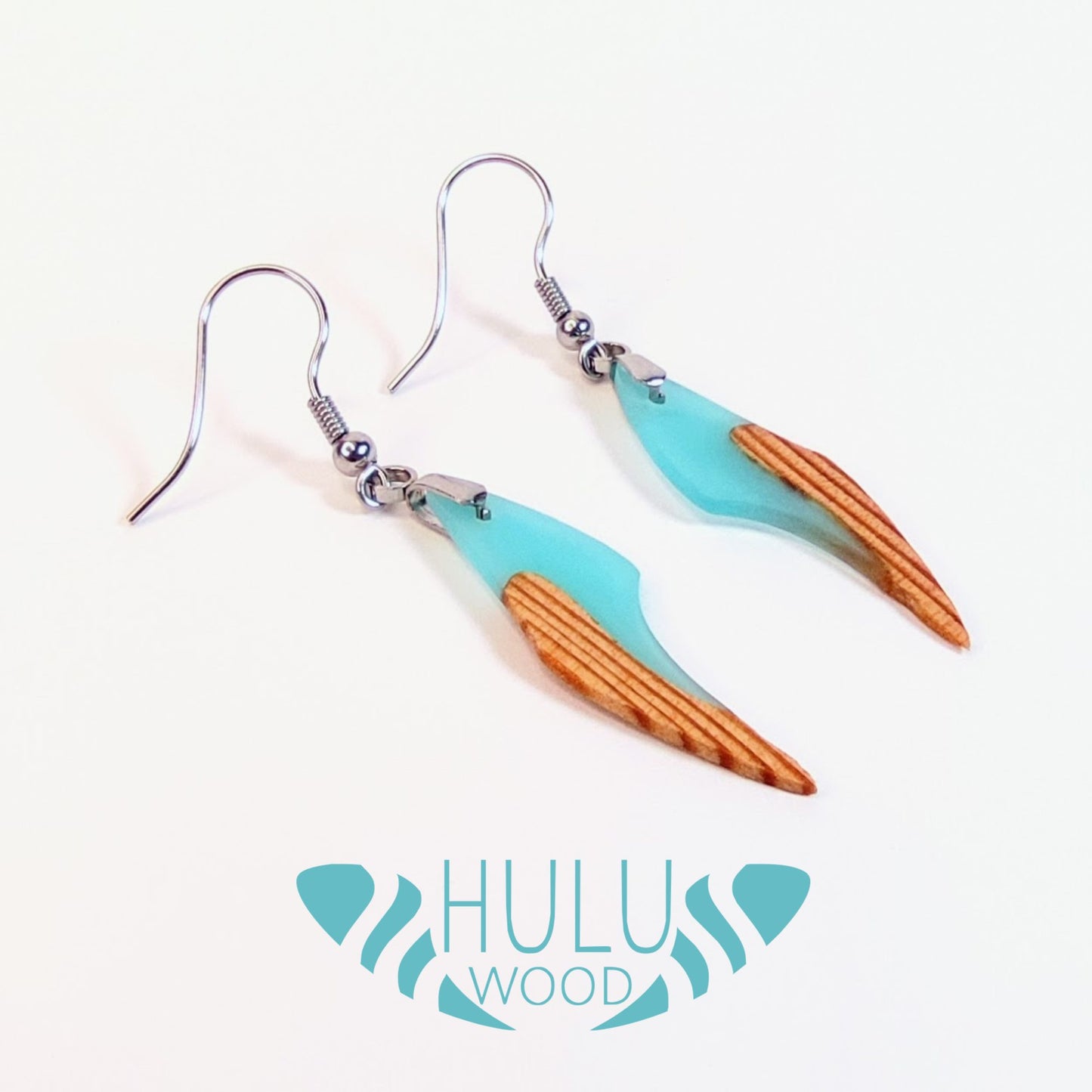 C5S Pendientes HuluWood Colours fondo blanco logotipo