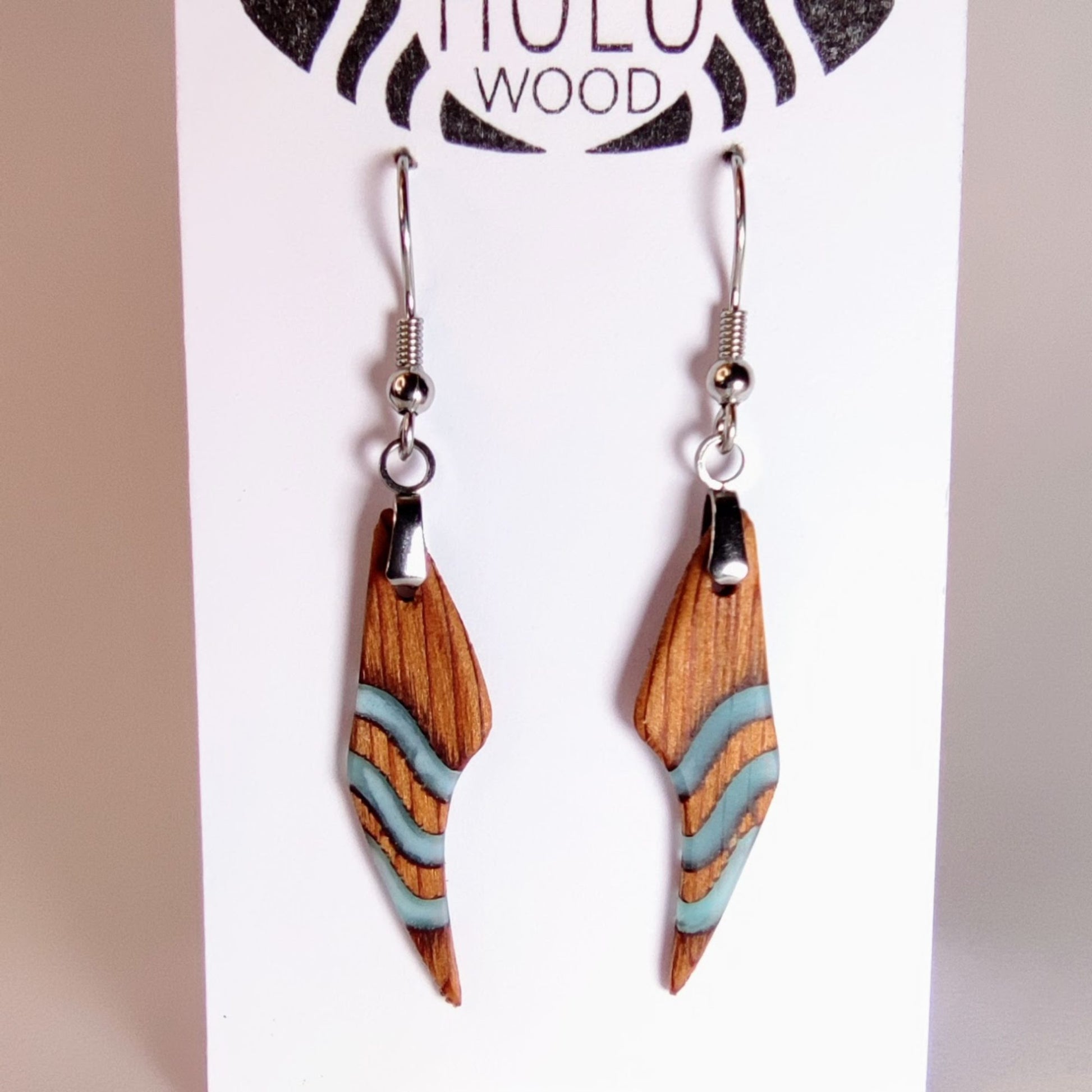 D5S Pendientes HuluWood expositor recto