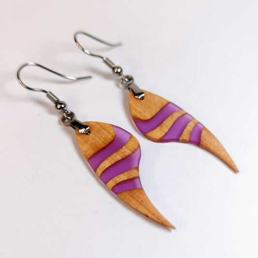 E1 Pendientes HuluWood fondo blanco
